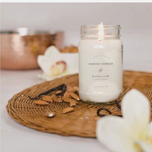 Antique Candle Almond Vanilla Soy 16oz Candle